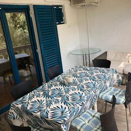 Guesthouse Vila Ruzmarin Ждрелац Экстерьер фото